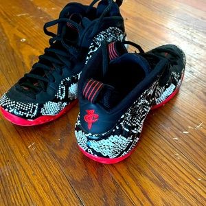 Men’s shoes size 10 1/2